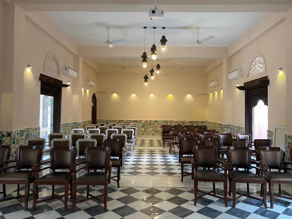 Vivaana Culture Hotel Мандава Екстер'єр фото