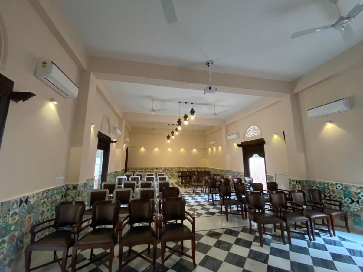 Vivaana Culture Hotel Мандава Екстер'єр фото